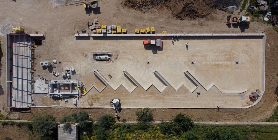 Construcció dels edificis del Punt Verd de Selva